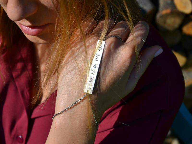 Bransoletka  z napisem