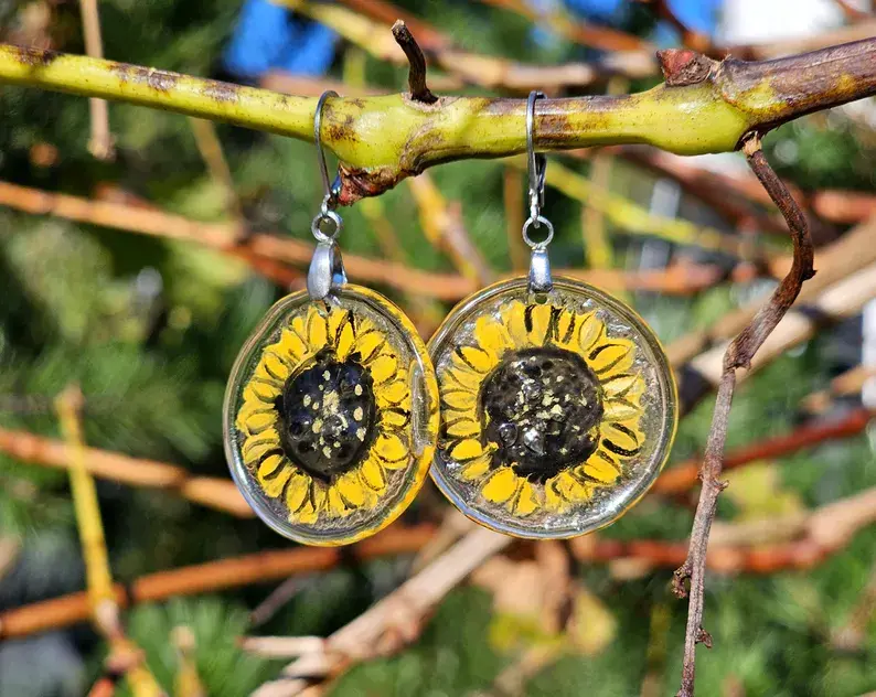 Malowane kolczyki ze słonecznikami (na biglach ze stali chirurgicznej w kolorze srebrnym)