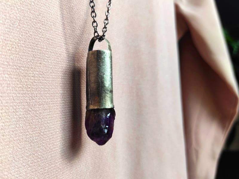 Naturalny naszyjnik z ametystem V