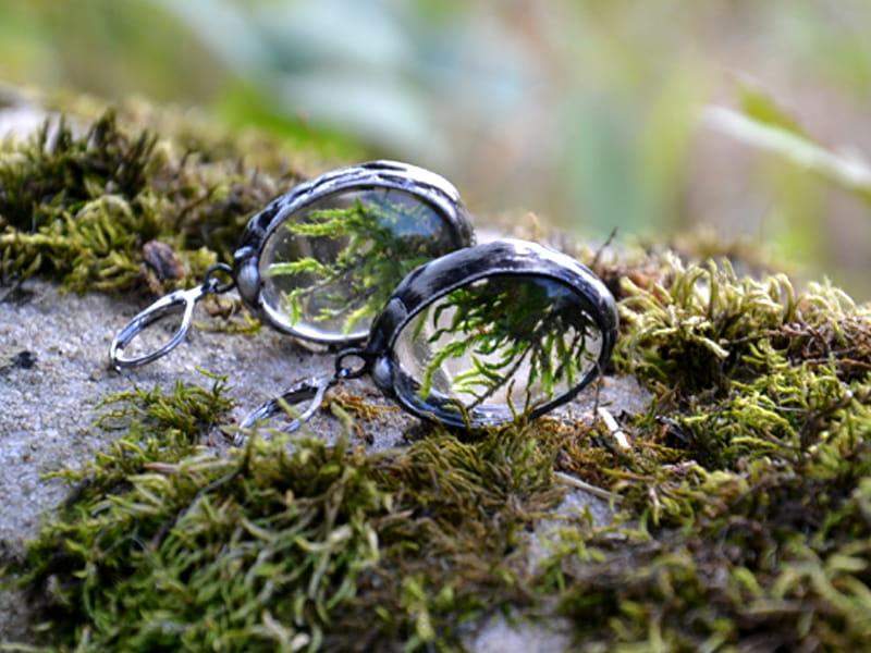 Owalne kolczyki z mchem (w kolorze ciemnego srebra)